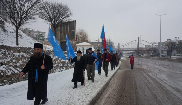 Doğu Türkistan için yürüyen grup Kızılcahamam'da