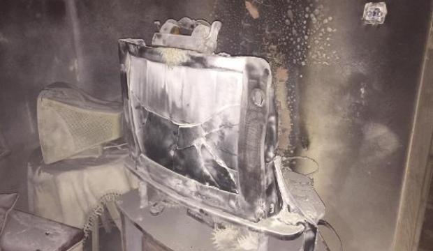 Televizyon bomba gibi patladı