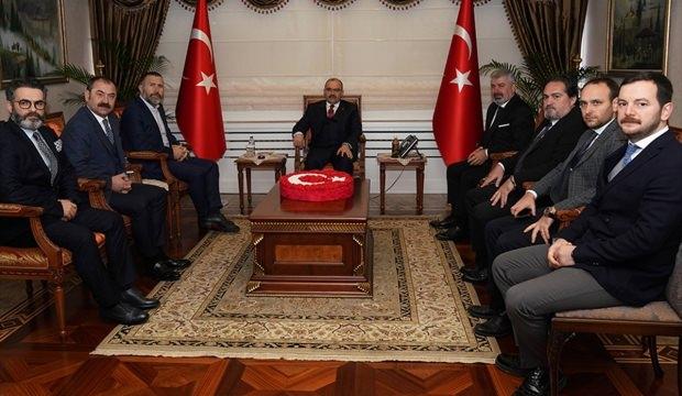 Trabzonspor yöneticilerinden Vali Ustaoğlu'na ziyaret