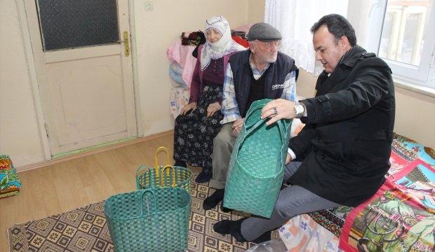 Atıklardan alışveriş çantası yapan Şanlı'ya ziyaret
