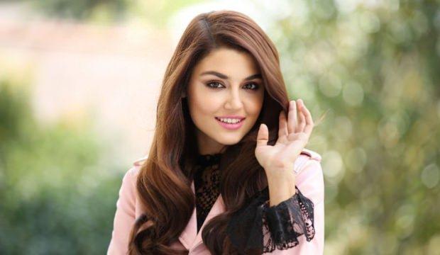 Gundemin En Cok Aranan Ismi Hande Ercel Kimdir Hakkinda Her Sey