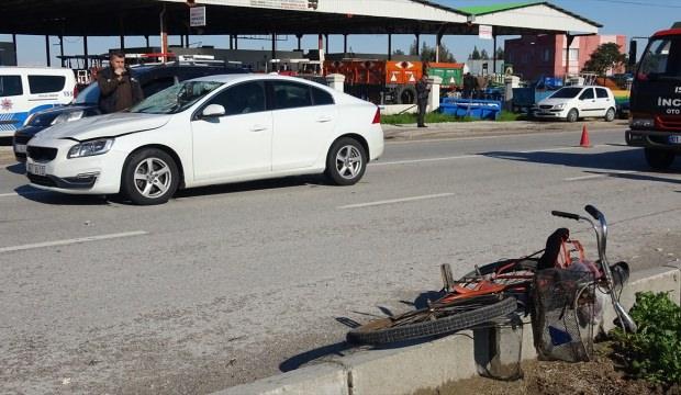 Adana'da otomobilin çarptığı bisikletli öldü