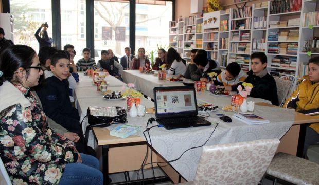 Elazığ'da öğrencilere "sigara ve teknoloji bağımlılığı" semineri
