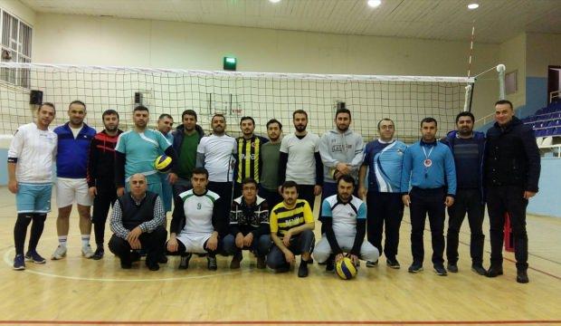 Bitlis'te voleybol turnuvası