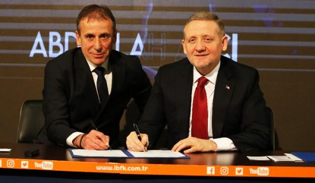 Abdullah Avcı'dan 5 yıllık imza