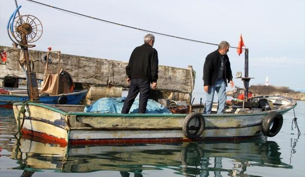 Batı Karadeniz'de kıyı balıkçıları erken "paydos" dedi