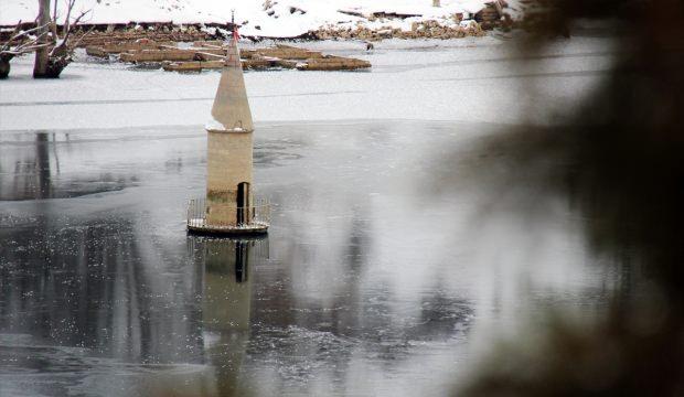 Donan barajda su çekildi cami minaresi ortaya çıktı