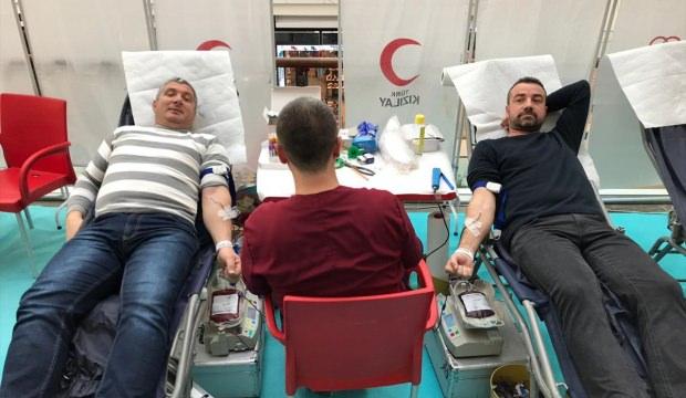 Edirne'de sendika üyelerinden kan bağışı