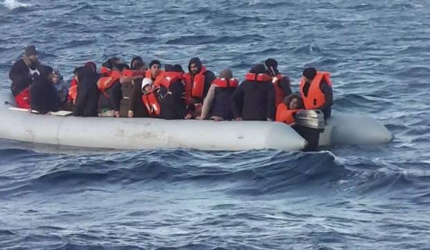 Aydın'da 52 göçmen kurtarıldı