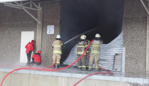 İzmir'de iş yeri yangını