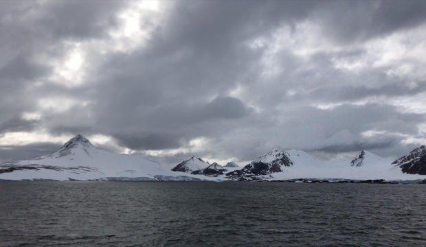 Varank, Antarktika'ya Cumhurbaşkanı'nın selamını iletti