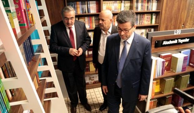 Türkiye Diyanet Vakfının 32. kitabevi Kahramanmaraş'ta açıldı