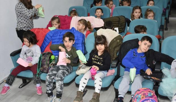 Gümüşhacıköy'de "Öğrenciler Sinemayla Buluşuyor" Projesi