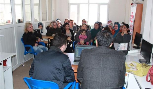 Şırnak'ta aile ve okul konulu konferans