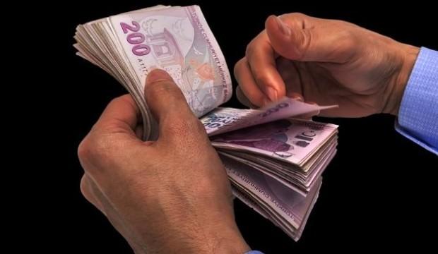 Emekli maaşı düşüyor mu?