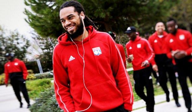 Denayer: Galatasaray hayatımı değiştirdi ama...