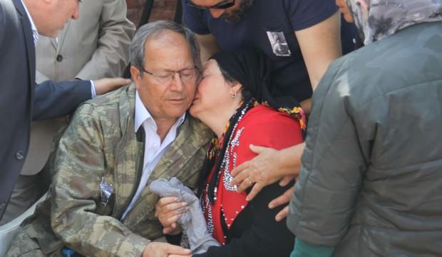 Kaza kurbanı asker gözyaşları arasında defnedildi
