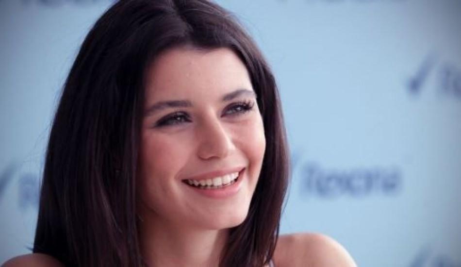 Beren Saat'in yüzünü güldüren buluşma!