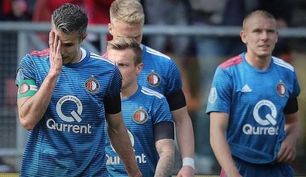 Robin van Persie kurtaramadı!