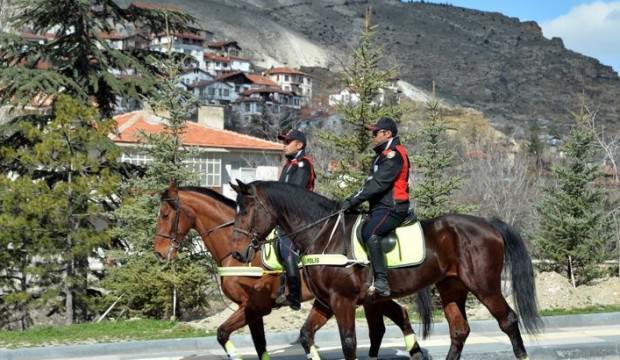 Beypazarı'na atlı polis ekibi