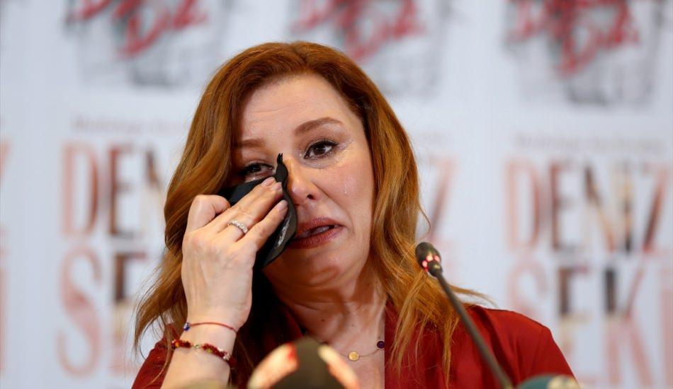 Albümünden zarar eden Deniz Seki kredi çekmek zorunda kaldı