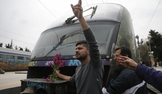 Göçmenler Atina'da eylem yaptı!