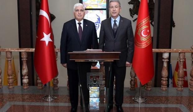 Genelkurmay Eski Başkanı Org. Necdet Özel, Akar'ı ziyaret etti