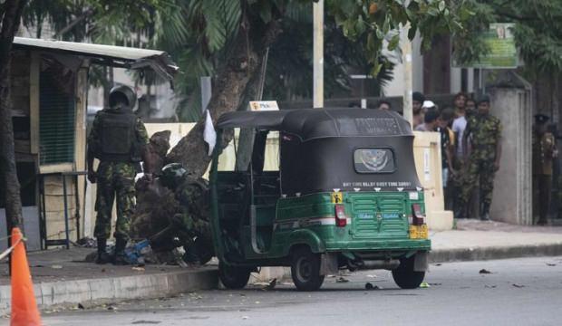 Sri Lanka'da neler oluyor? 3 patlama daha!