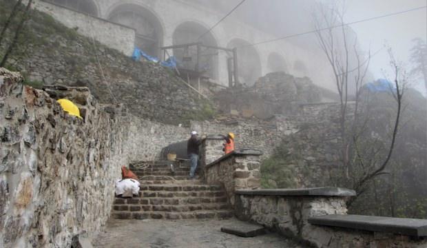 Trabzon Macka Sumela Manastiri Gezi Yazisi Plani Rehberi Ornegi Turlari Butik Oteller