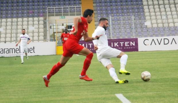 Afyon ile Ümraniye 4 gollü maçta yenişemedi