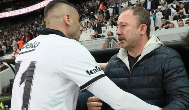 Vodafone Park'ta Sergen Yalçın sesleri!