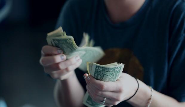 Faiz kararı öncesi dolar güne nasıl başladı?