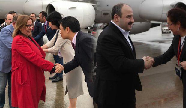 Bakanlar Pekcan ve Varank Japonya'da