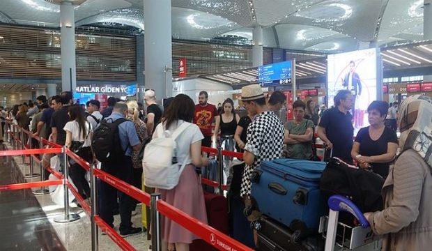 İstanbul Havalimanı'nda tatil yoğunluğu