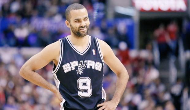 Tony Parker veda etti