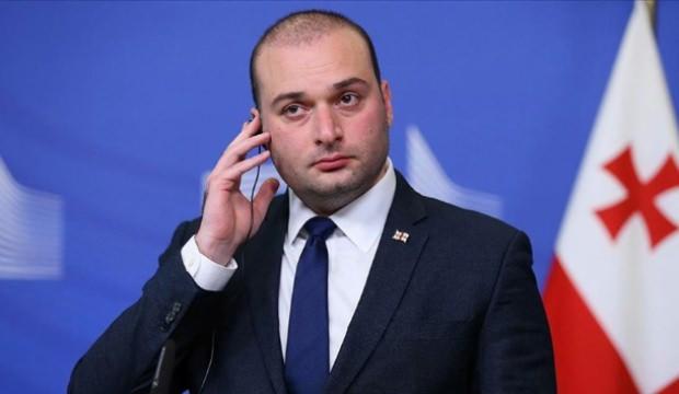 Komşuda halk sokakta! Onu sorumlu tuttular