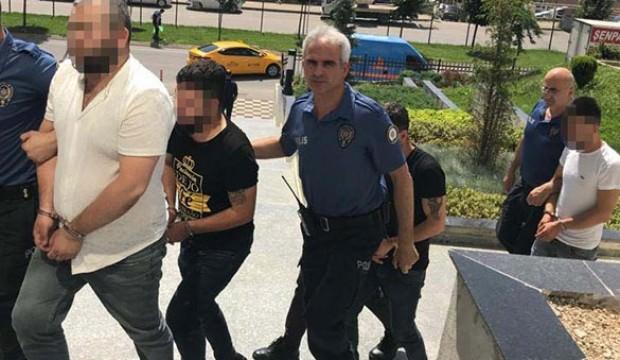Tacizciler sert kayaya çarptı! Laf attıkları kadınlar...