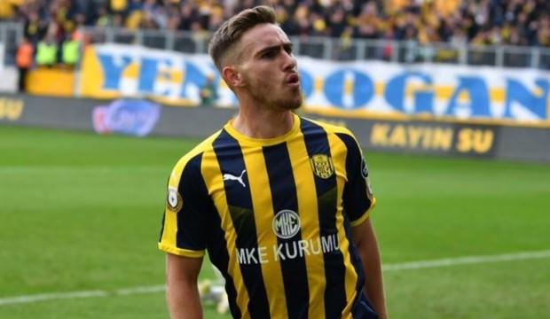Yıldız futbolcunun menajeri Beşiktaş'ı açıkladı!
