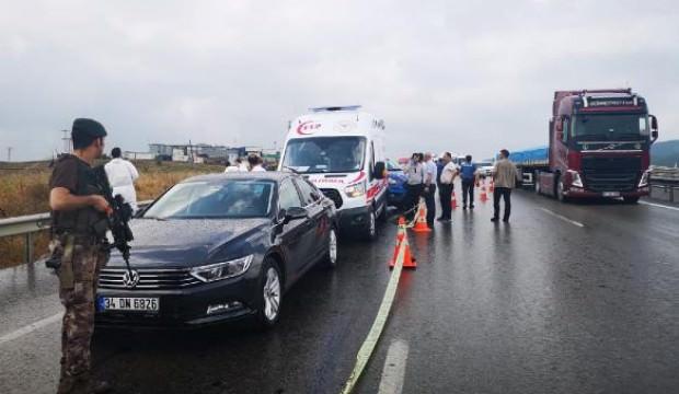 İstanbul'da yol kenarında dehşet: Kadını başından vurdu