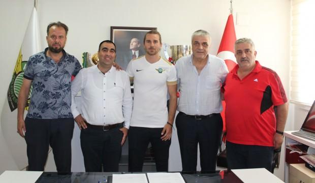 Akhisarspor’da 2 imza birden