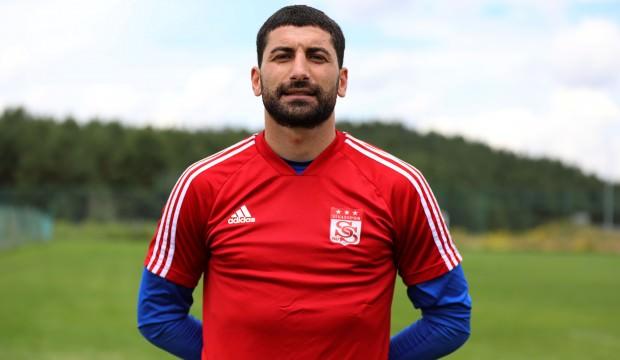 'Neyim var neyim yok buraya vereceğim'