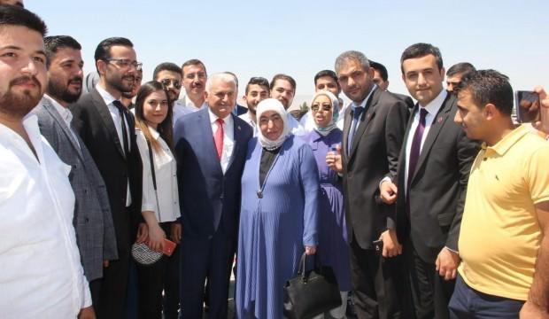 Gençlerden Yıldırım'a: Malatya evimiz Binali kankamız