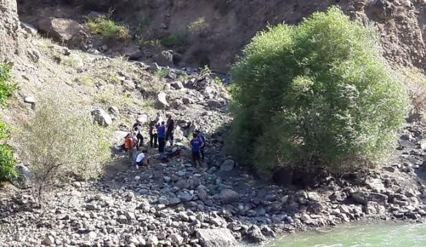 Nehre düştüğü tahmin edilen teknisyen ölü bulundu