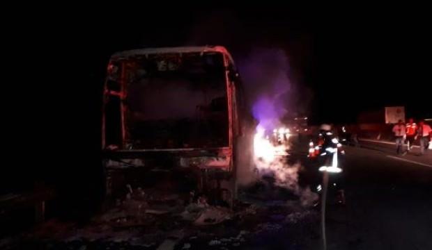 Otobüs yandı; 40 yolcu son anda kurtarıldı