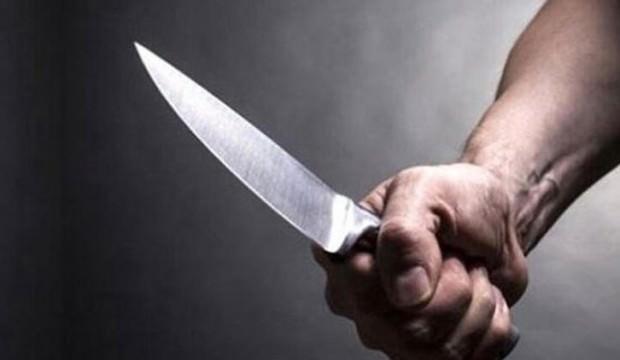 Sokak ortasında korkunç olay! Eşinin yanında 11 yerinden bıçaklandı