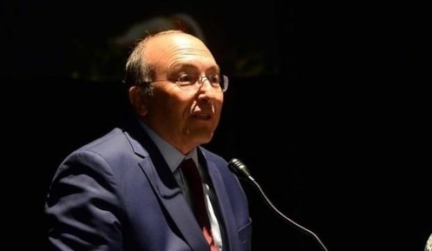 Makam odasını kumrulara terk eden bürokrat