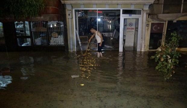Tokat'ta birçok ev ve iş yerini su bastı
