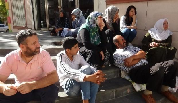 'Dağlar seni delik delik delerim!'