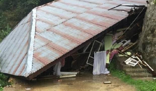 Rize'de heyelanda ev çöktü: 1 yaralı