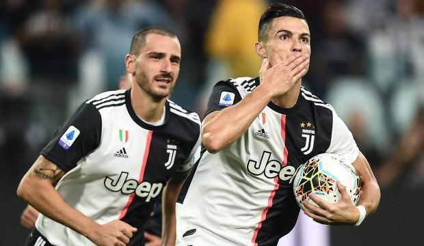 Merih'li Juventus zorlansa da kazandı!